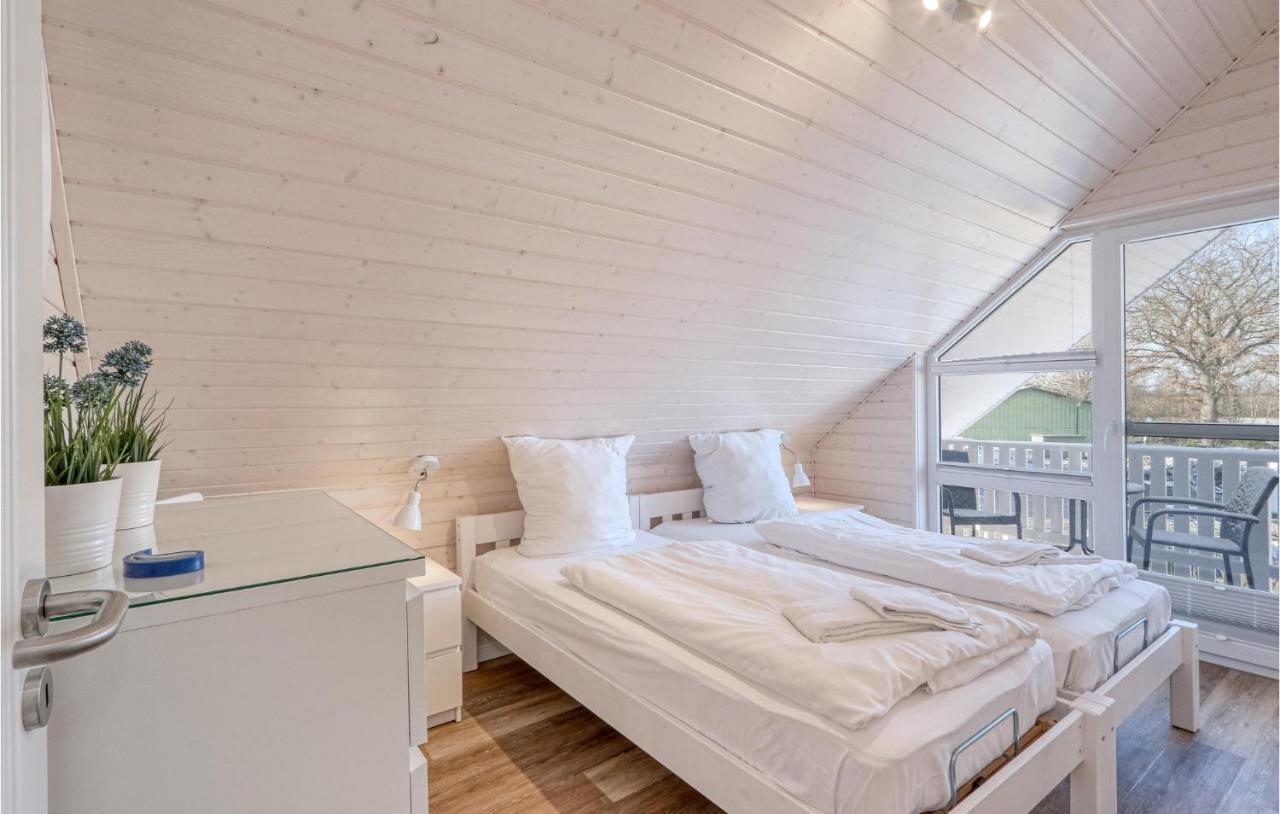 Amazing home in Krems II-Warderbrck with 3 Bedrooms, Sauna&WiFi Gols Exterior foto