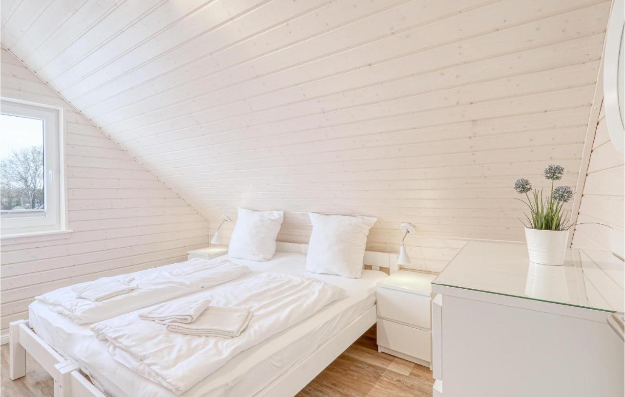 Amazing home in Krems II-Warderbrck with 3 Bedrooms, Sauna&WiFi Gols Exterior foto